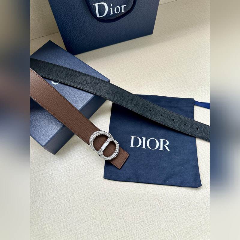 寬度3.5 CM  ，長度80—110歐碼 。