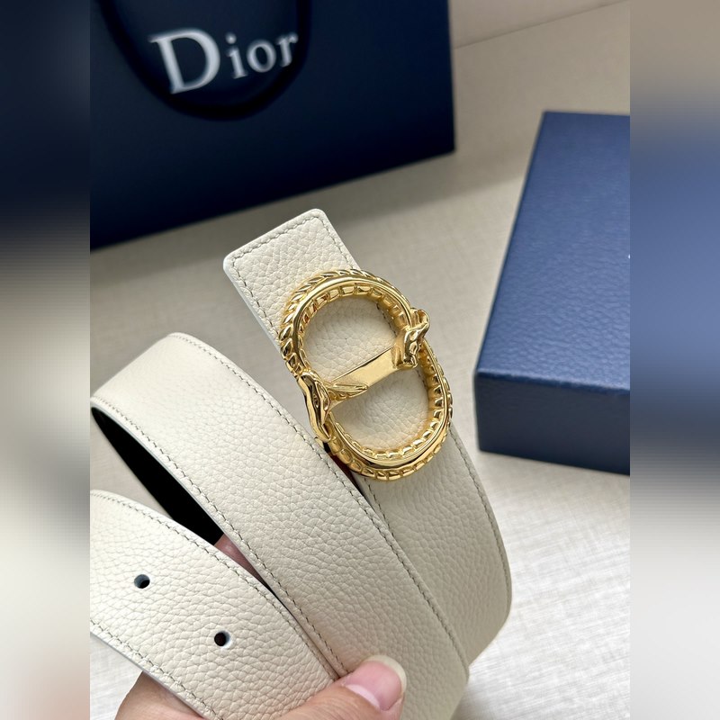 寬度3.5 CM  ，長度80—110歐碼 。