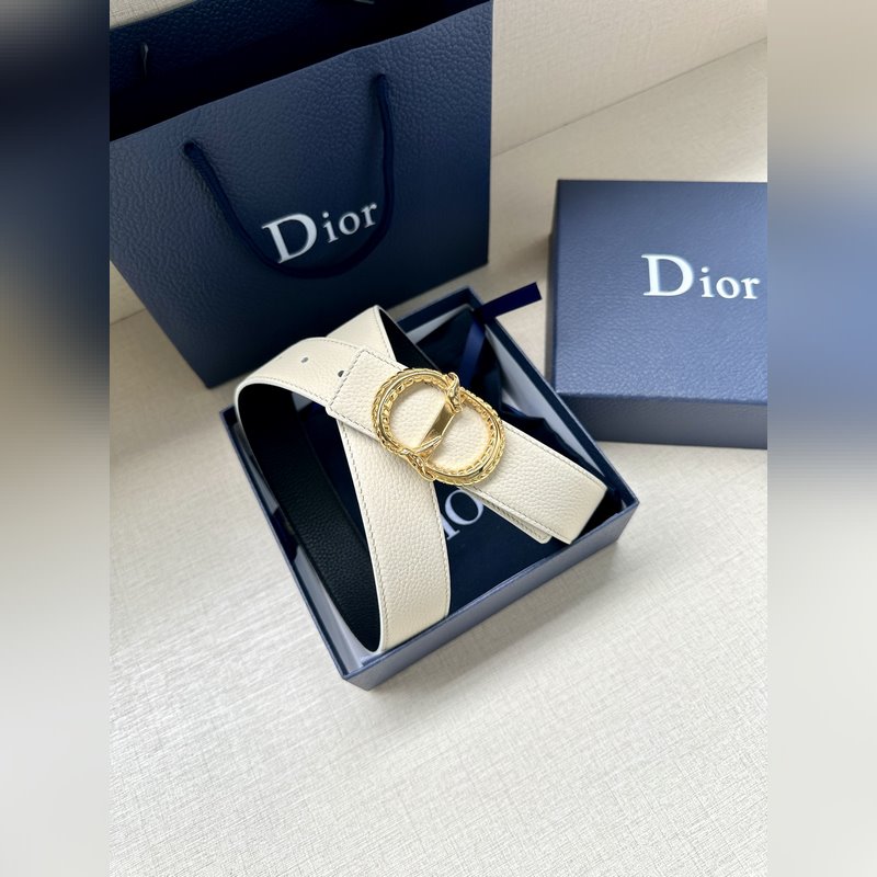 寬度3.5 CM  ，長度80—110歐碼 。