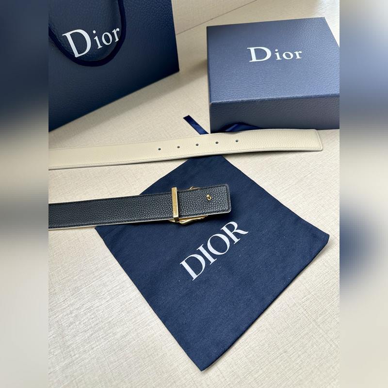 寬度3.5 CM  ，長度80—110歐碼 。