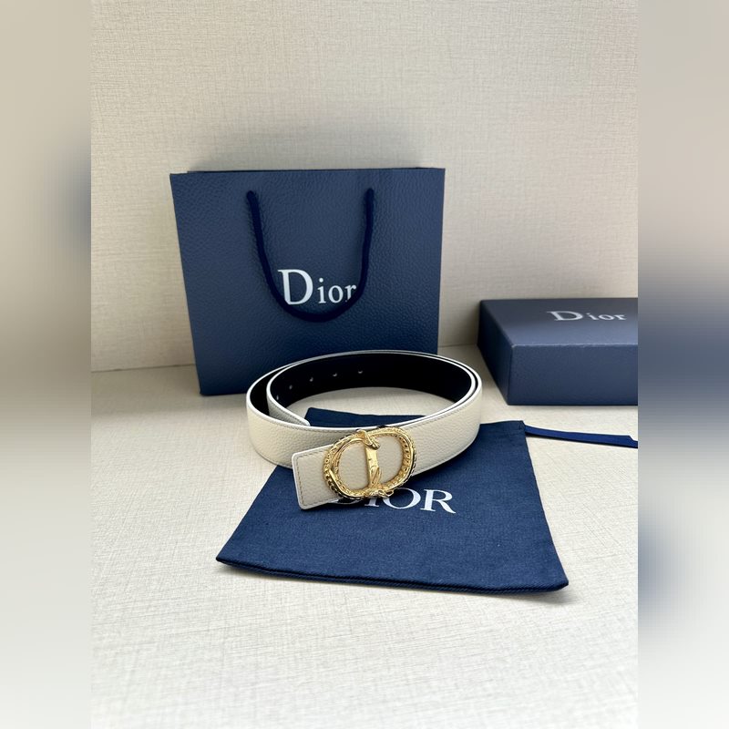 寬度3.5 CM  ，長度80—110歐碼 。