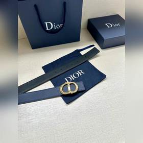 寬度3.5 CM  ，長度80—110歐碼 。