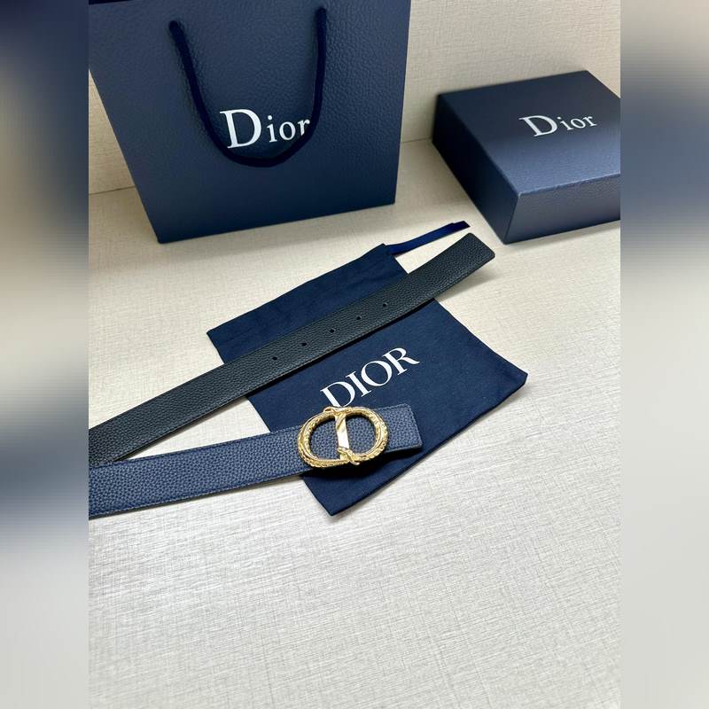 寬度3.5 CM  ，長度80—110歐碼 。