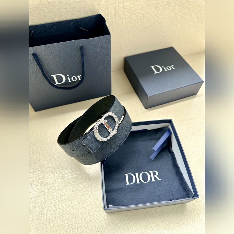 寬度3.5 CM  ，長度80—110歐碼 。