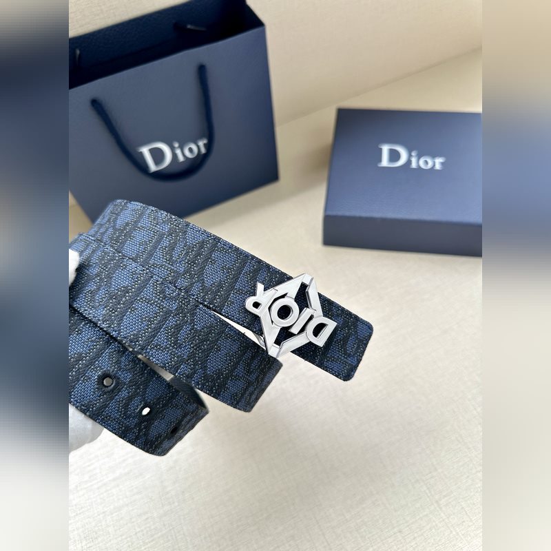 寬度3.5 CM  ，長度80—110歐碼 。