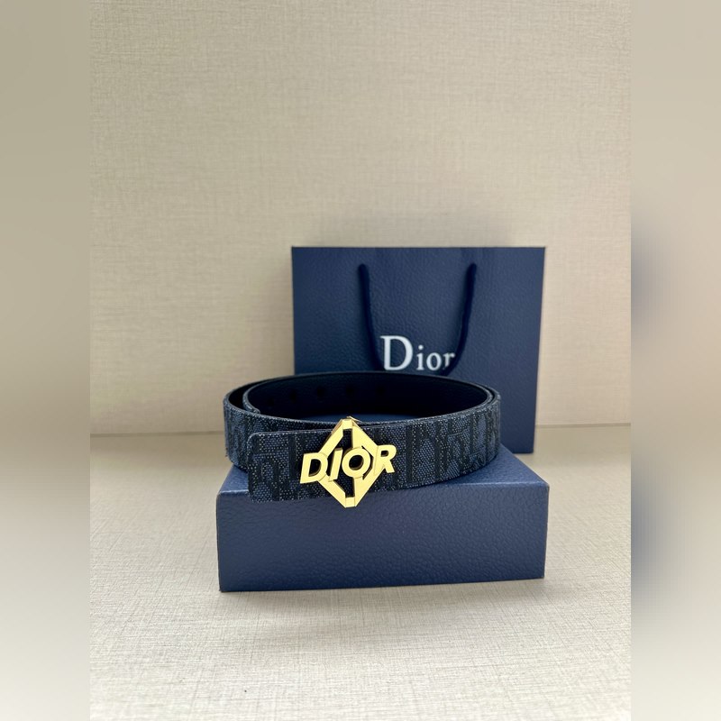 寬度3.5 CM  ，長度80—110歐碼 。