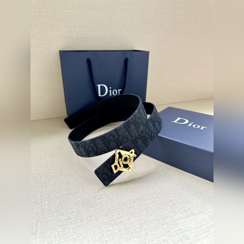 寬度3.5 CM  ，長度80—110歐碼 。