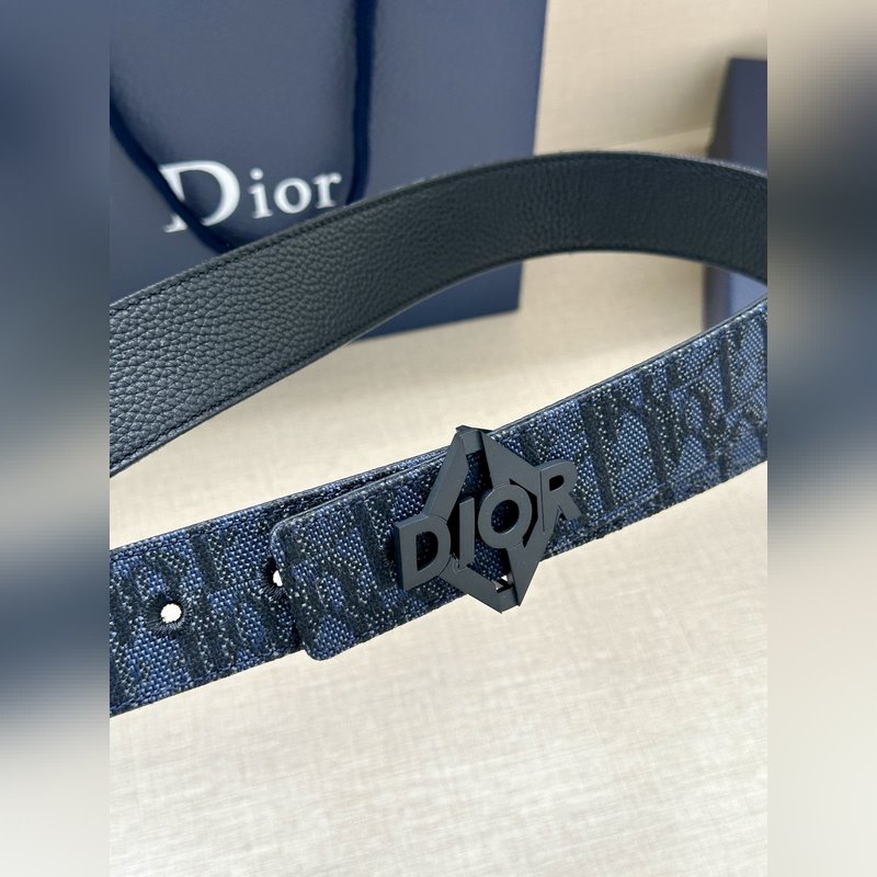 寬度3.5 CM  ，長度80—110歐碼 。