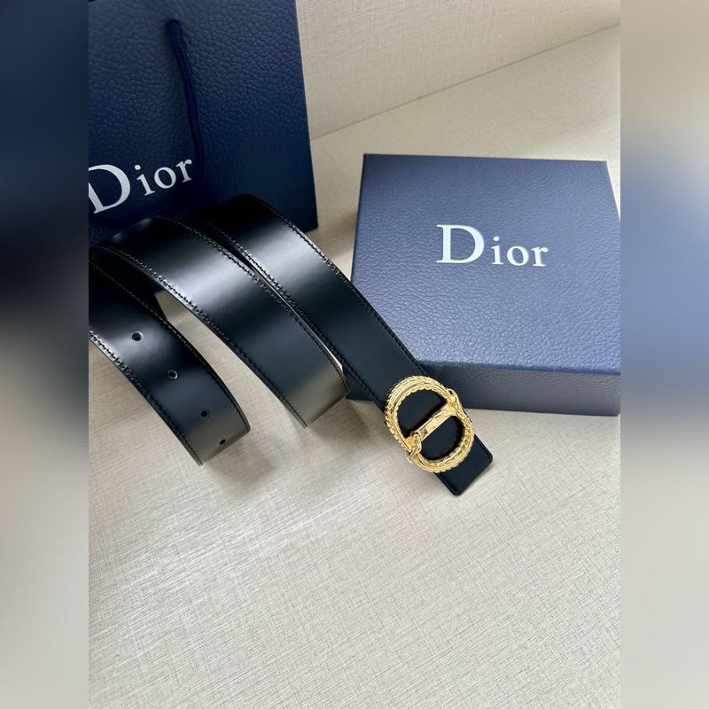 寬度3.5 CM  ，長度80—110歐碼 。