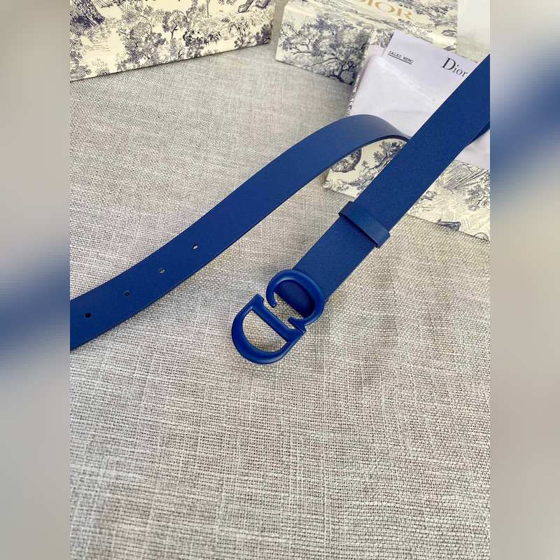 寬度3.5 CM  ，長度80—110歐碼 。