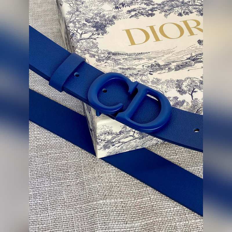 寬度3.5 CM  ，長度80—110歐碼 。