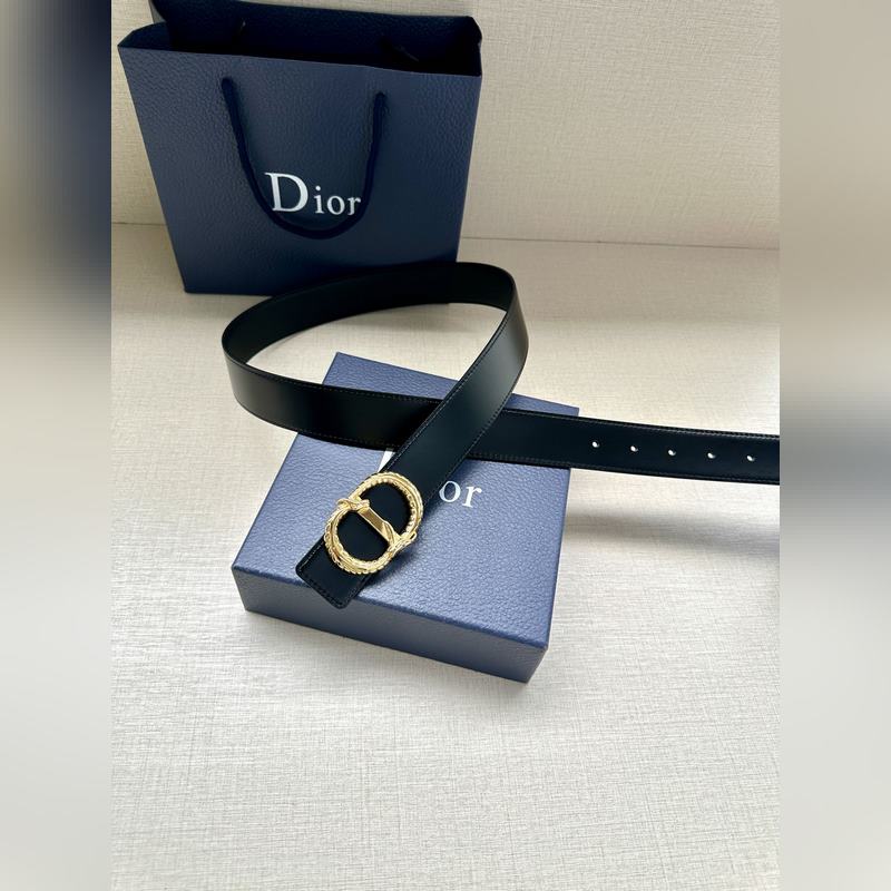 寬度3.5 CM  ，長度80—110歐碼 。