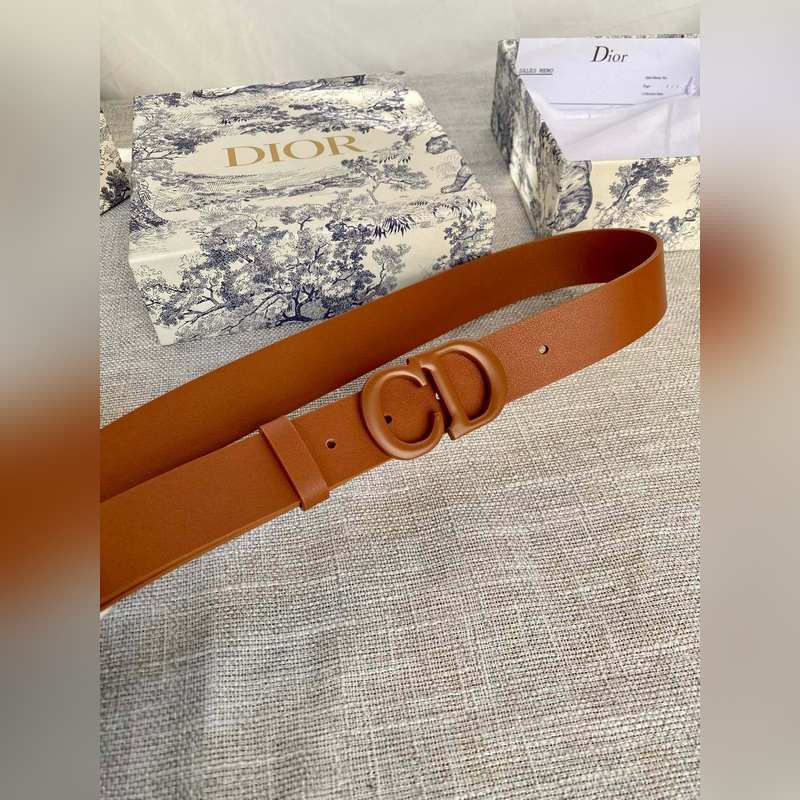 寬度3.5 CM  ，長度80—110歐碼 。