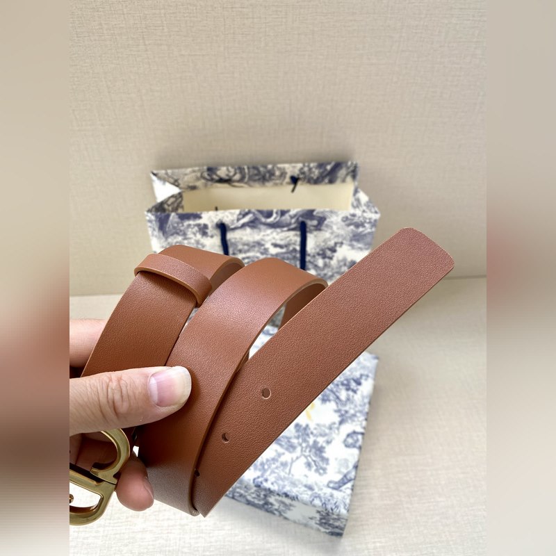 寬度3.5 CM  ，長度80—110歐碼 。