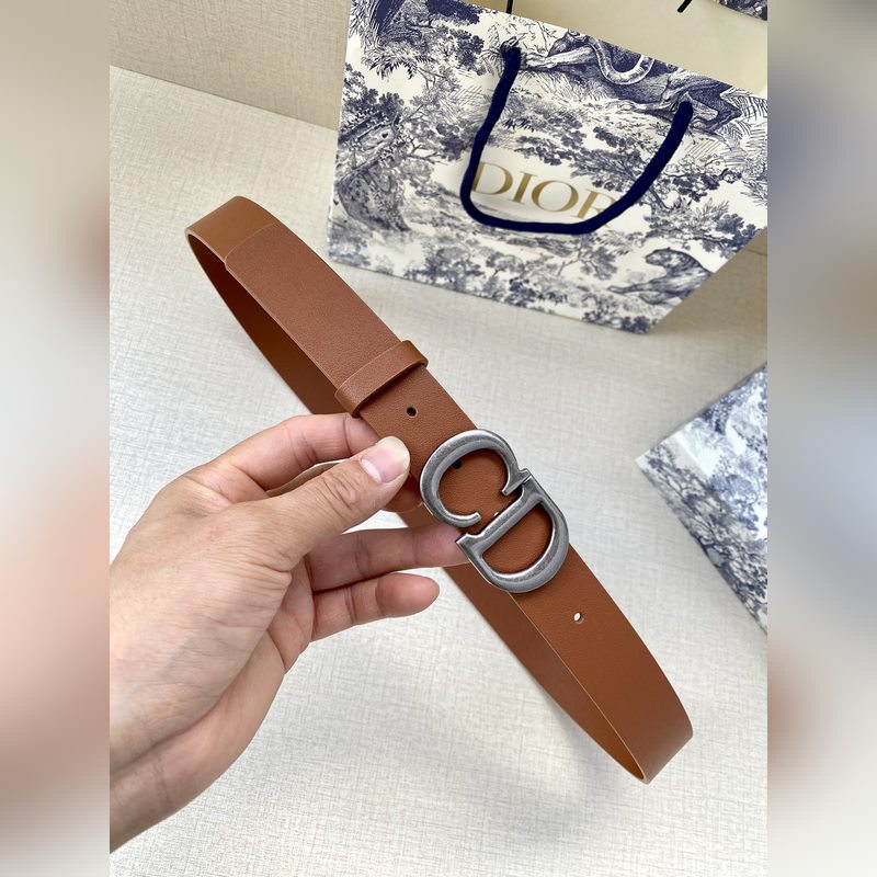 寬度3.5 CM  ，長度80—110歐碼 。