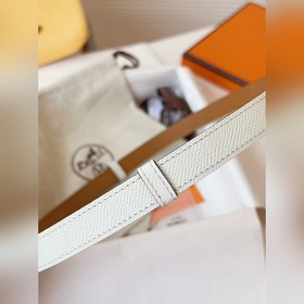 寬度1.8 CM ，  長度80-110歐碼 。