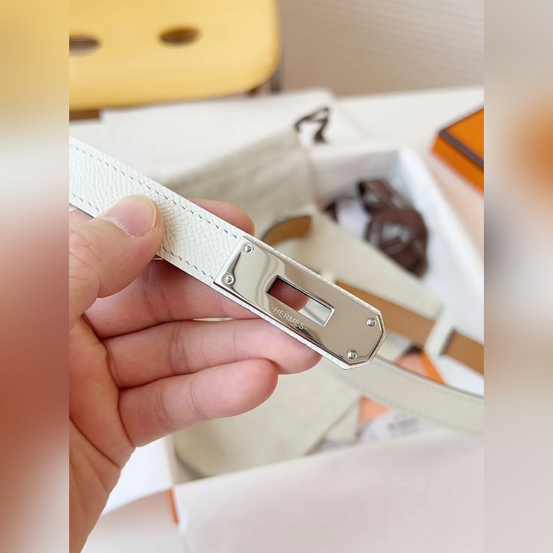 寬度1.8 CM ，  長度80-110歐碼 。