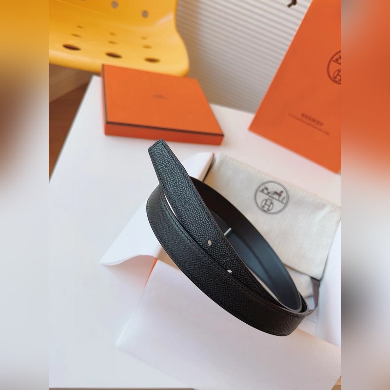 寬度2.4 CM ，  長度80-110歐碼 。