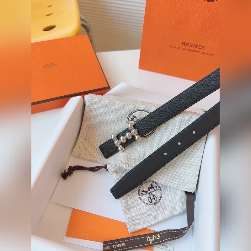 寬度2.4 CM ，  長度80-110歐碼 。