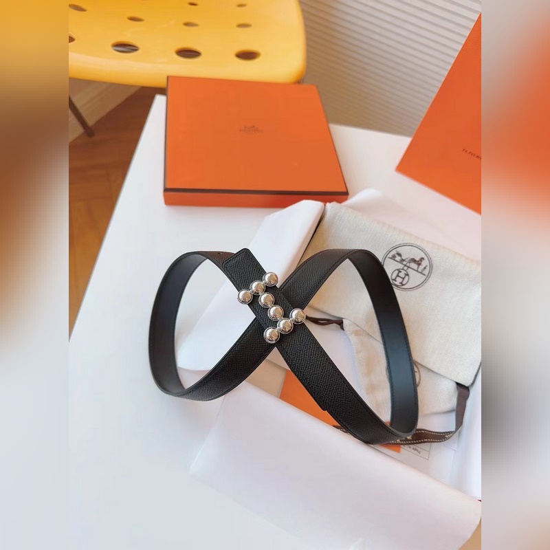 寬度2.4 CM ，  長度80-110歐碼 。