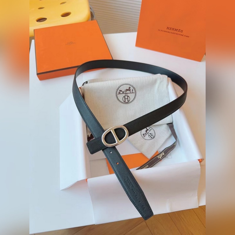 寬度2.4 CM ，  長度80-110歐碼 。