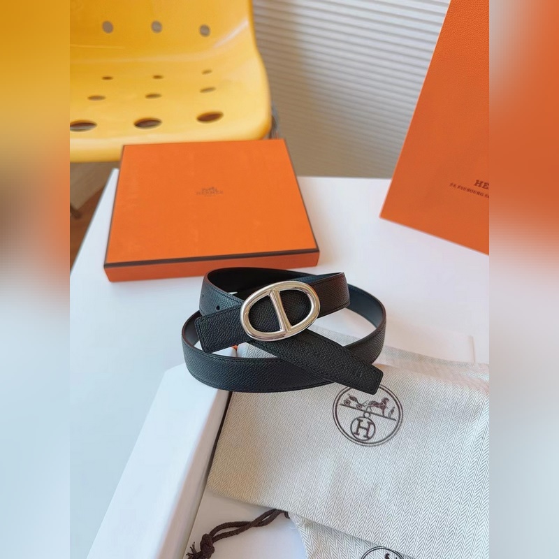 寬度2.4 CM ，  長度80-110歐碼 。