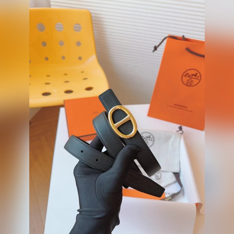 寬度2.4 CM ，  長度80-110歐碼 。