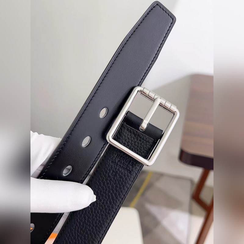 寬度3.2 CM ，  長度80-110歐碼 。