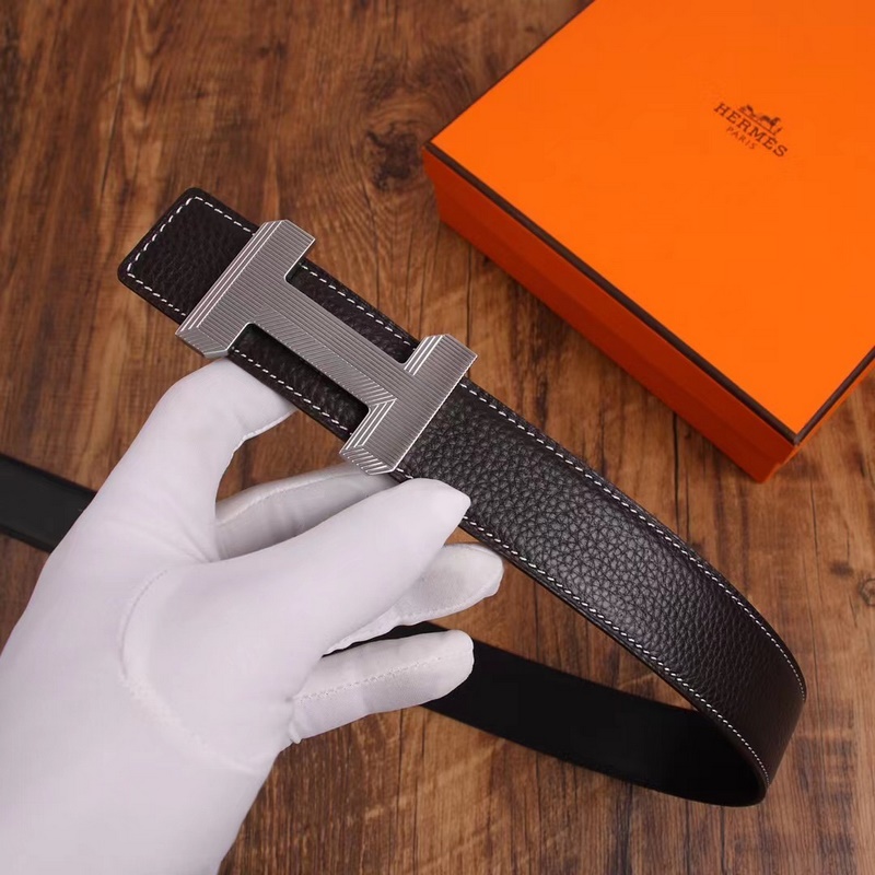 寬度3.2 CM ，  長度80-110歐碼 。