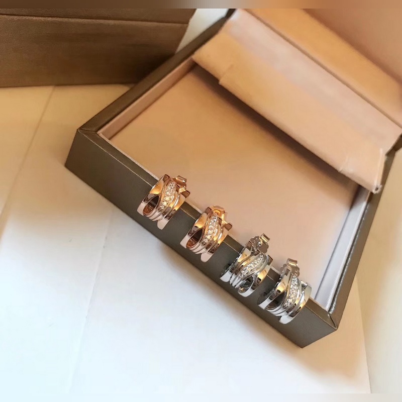 【代購級別】Bvlgari 寶格麗 B.ZERO1系列 小蠻腰 波浪鏤空排鑽耳釘