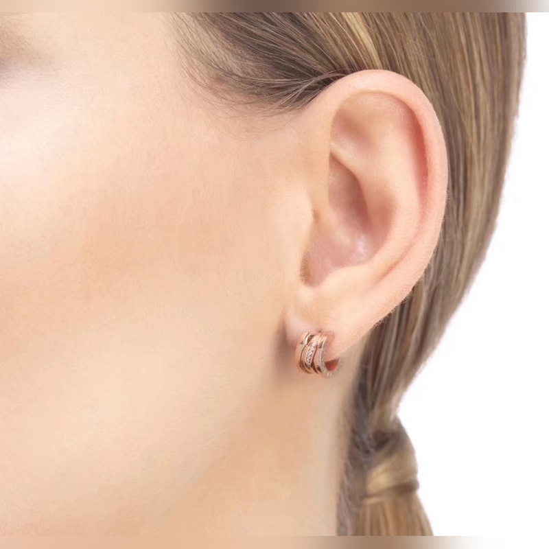 【代購級別】Bvlgari 寶格麗 B.ZERO1系列 小蠻腰 波浪鏤空排鑽耳釘