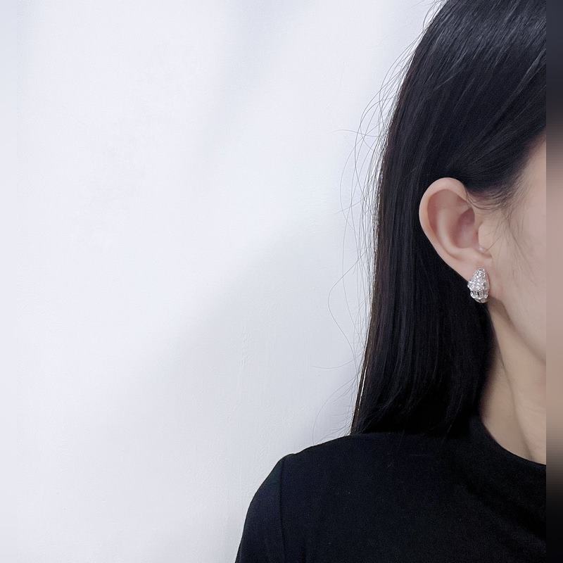 -專櫃圖 佩戴圖-BVLGARI寶格麗SERPENTI 蛇頭耳釘耳拍