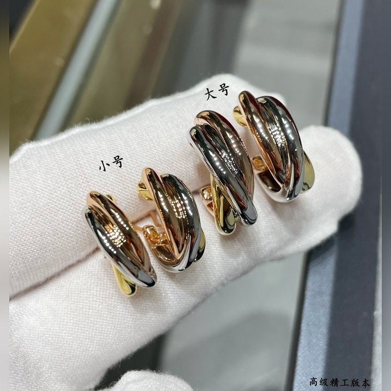 V金材質 8060260 分色電鍍 卡地亞大號三環無鑽耳環，又一款經典，完美詮釋