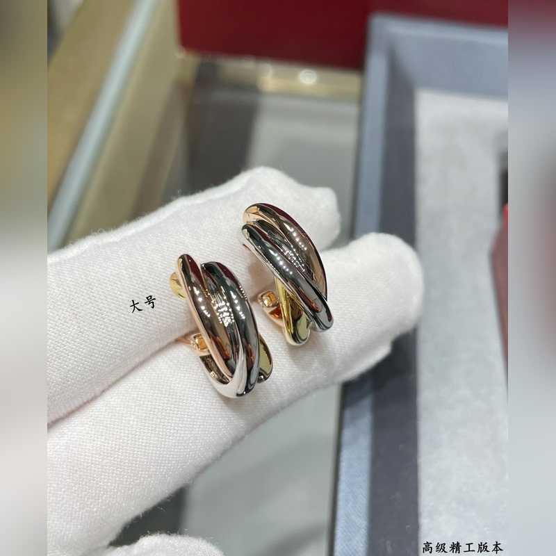 V金材質 8060260 分色電鍍 卡地亞大號三環無鑽耳環，又一款經典，完美詮釋