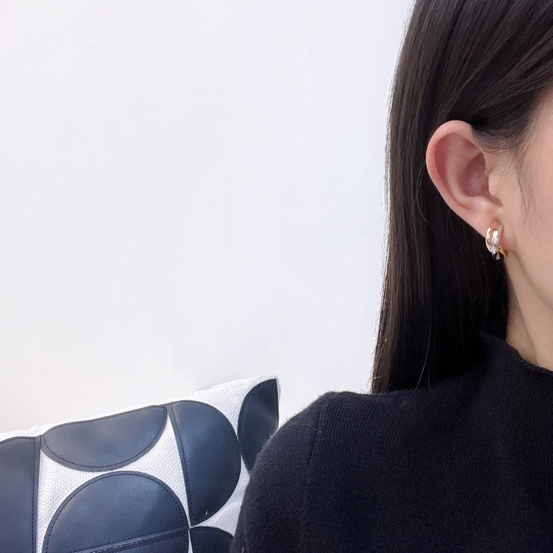 -專櫃圖 佩戴圖-卡地亞經(jīng)典款大號小號三色光面耳釘耳環(huán)耳拍