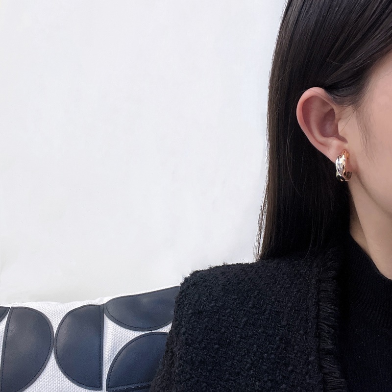 -專櫃圖 佩戴圖-卡地亞經(jīng)典款大號小號三色光面耳釘耳環(huán)耳拍