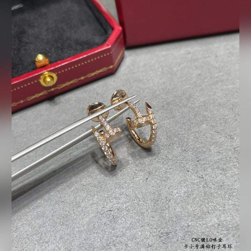 卡地亞CNC滿鑽小號釘子耳環(huán)，按照18K真金貨打造 微鑲工藝 打版。 老外訂單看