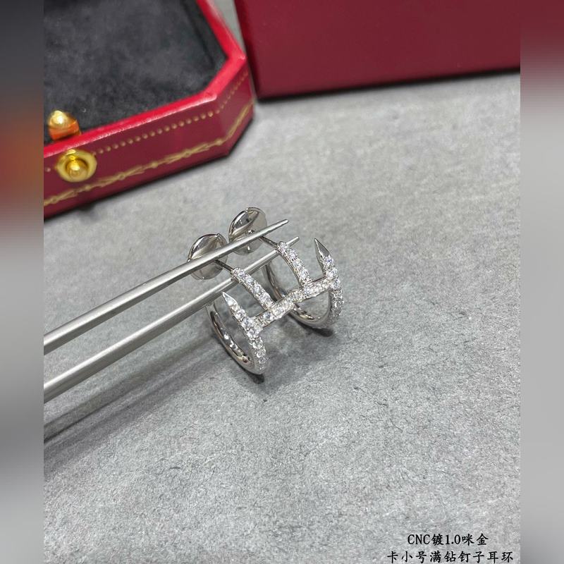 卡地亞CNC滿鑽小號釘子耳環(huán)，按照18K真金貨打造 微鑲工藝 打版。 老外訂單看