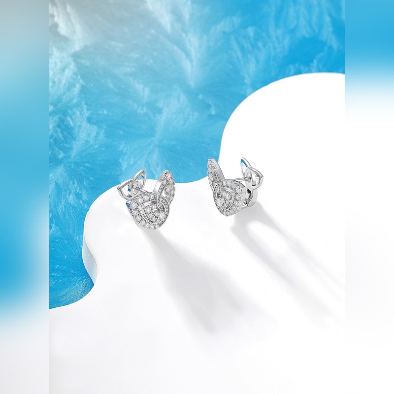 水滴耳釘，可訂做真金真鑽，隻做對版ZP真金貨，Pk市面各種金貨 量大咨詢客Fu