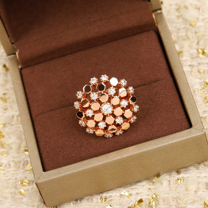 Bee My Love愛·巢系列玫瑰金戒指，可訂做18K真金真鑽版，隻做對版真金