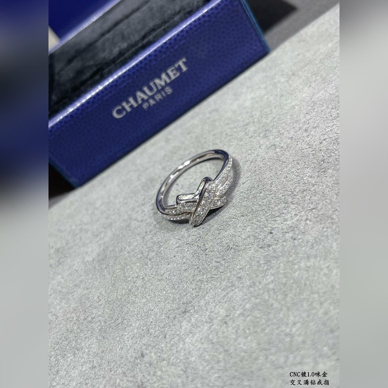 V金鍍咪金 2140190 碼數：5678。尚美交叉滿鑽戒指  簡單演繹時尚之美