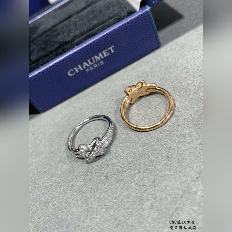 V金鍍咪金 2140190 碼數：5678。尚美交叉滿鑽戒指  簡單演繹時尚之美