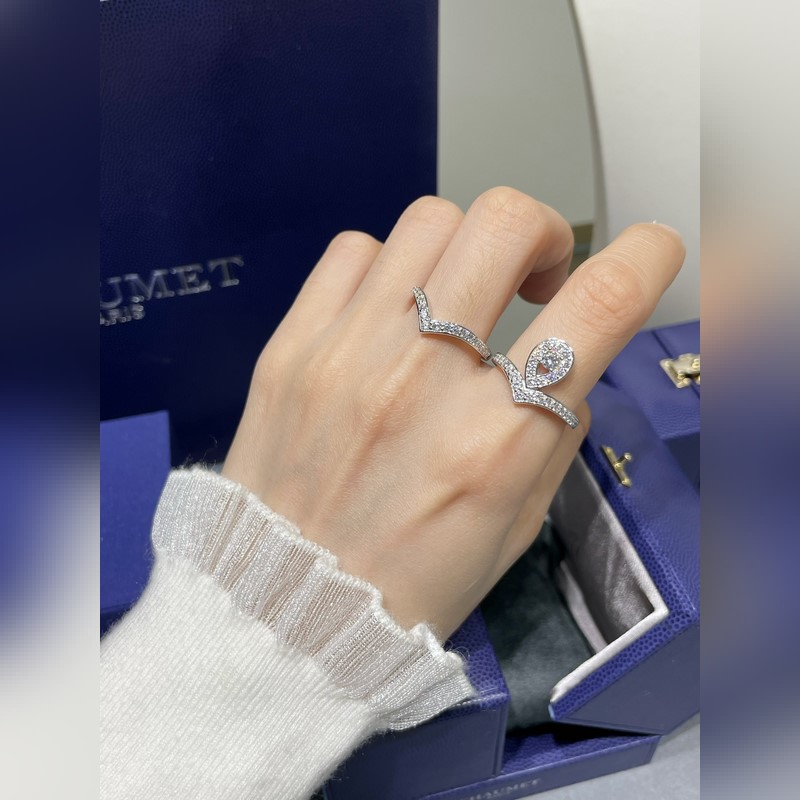 9 2 5 3560150。 剩碼數：5。尚美二合一水滴戒指 唯有獨特的水滴 雙