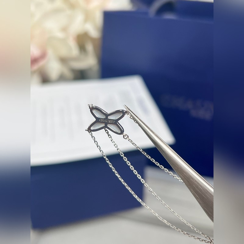 Chaumet 手鍊尚美白貝母 Liens 項鍊無愧年度最愛，Liens的設計