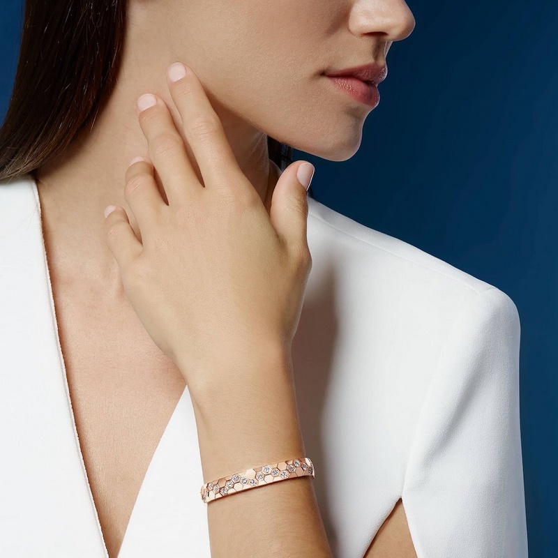 -專櫃圖 佩戴圖-尚美巴黎 CHAUMET BEE MY LOVE愛 巢系列寬