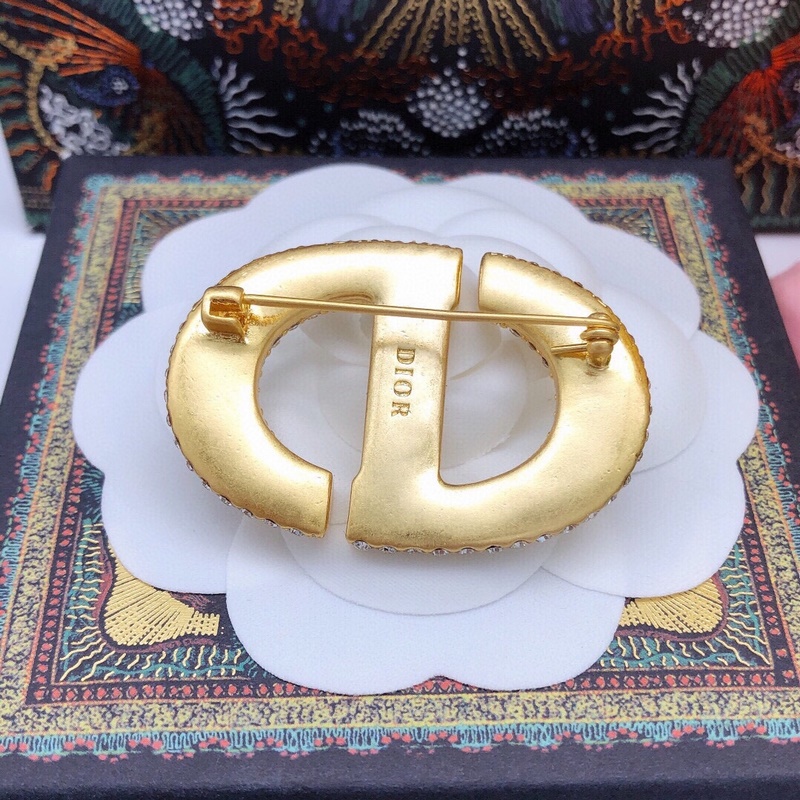 DIORCD滿鑽胸針 豬鼻別針