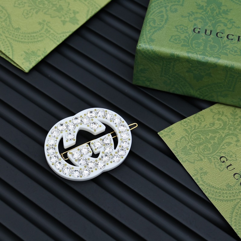 Gucci 雙G發夾 字母一字夾時髦少女必Pick的大牌發夾發飾貴族少女，名媛