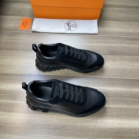 【 HERMES】愛馬仕 高端品質 原單-鞋面： 反絨牛皮、納帕小牛皮、鞋舌空