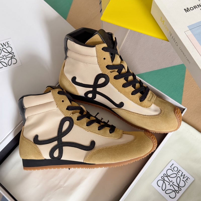 頂級版本：女款LOEWE 羅意威 最新走秀款 高幫 休閑 運動鞋 德訓鞋 阿甘