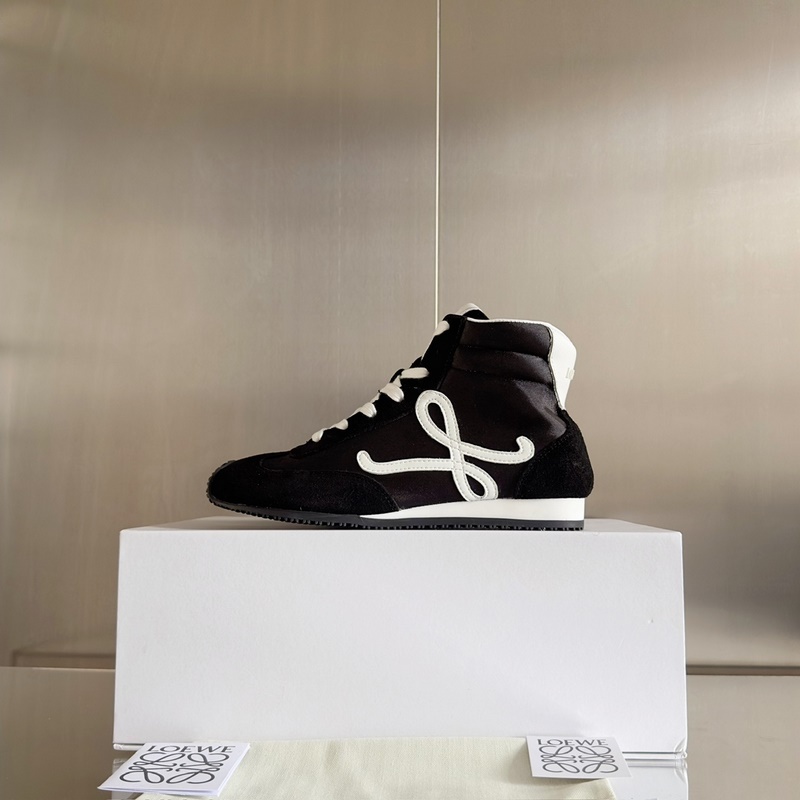 頂級(jí)版本：女款  LOEWE 羅意威 最新走秀款 高幫 休閑 運(yùn)動(dòng)鞋 德訓(xùn)鞋